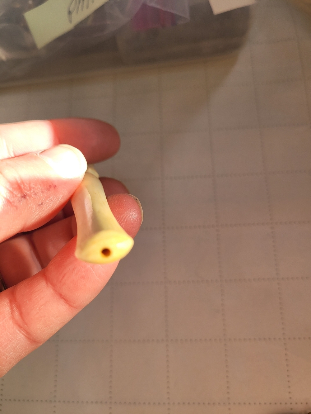 Carved Floral Bone Ivory Color Wand - Cream Cigarette Holder - Picture 3 of 6